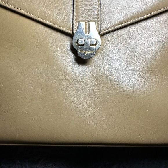 Ferragamo Tan Leather Crossbody Bag Vintage - Picture 3 of 16